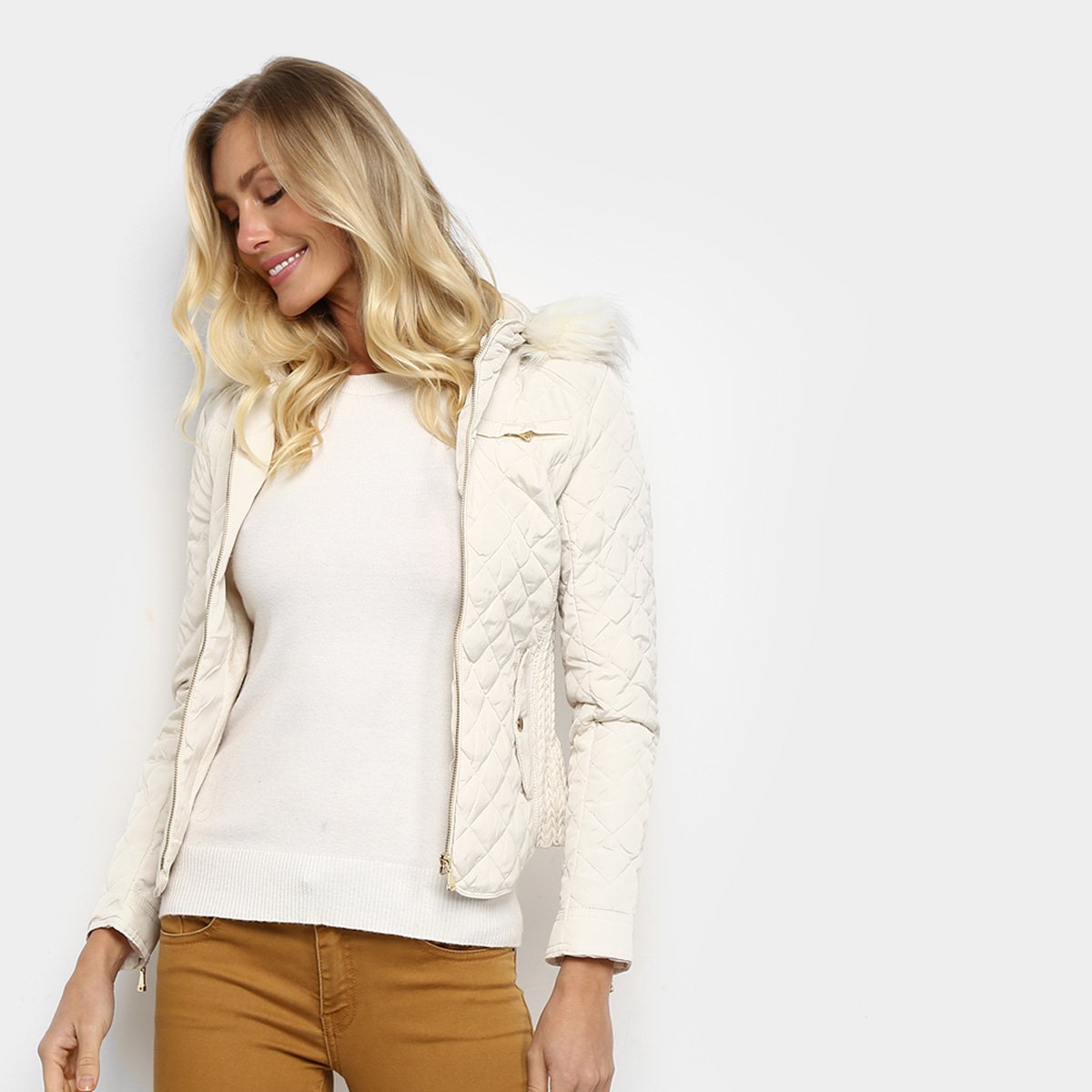 jaqueta matelassê feminina com capuz